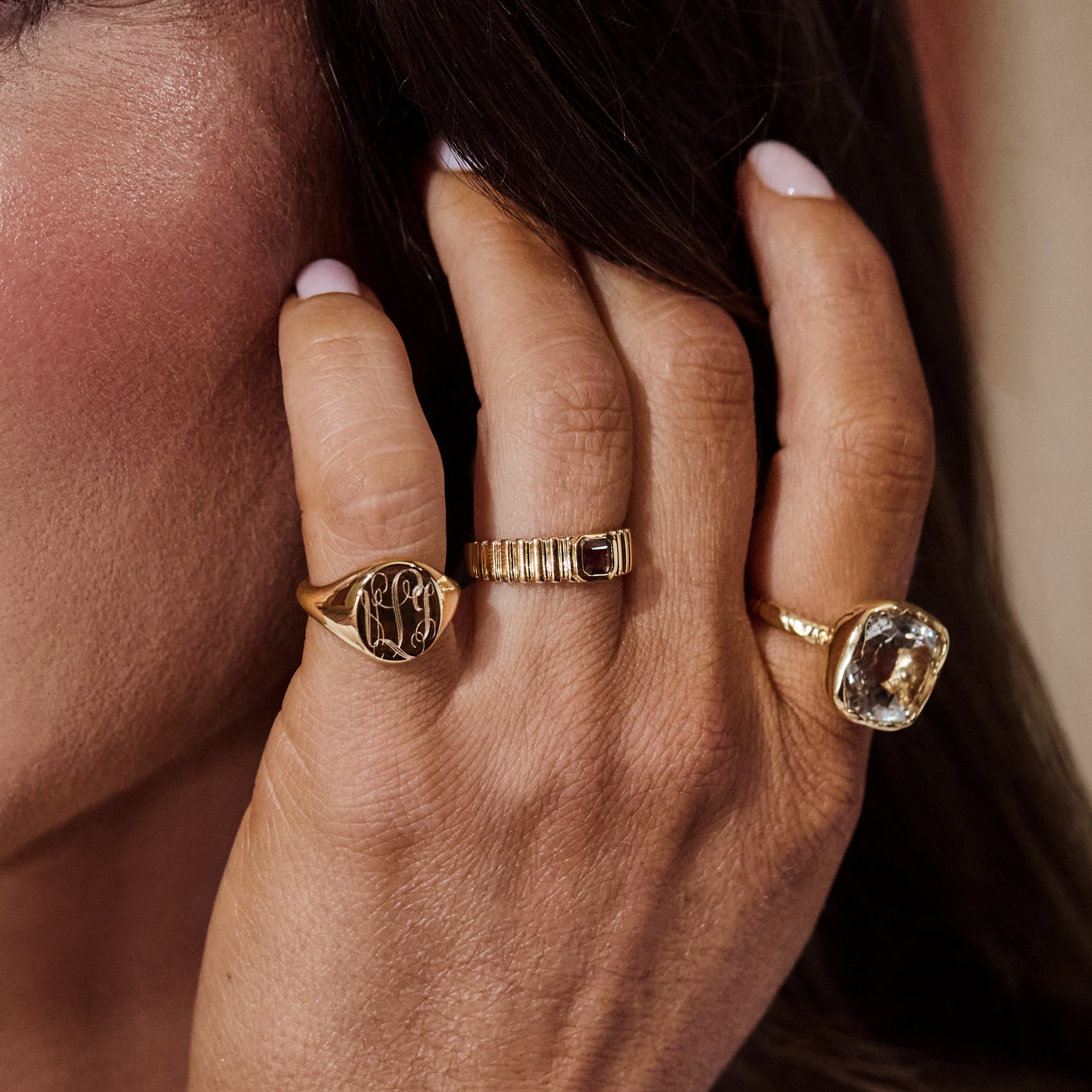 Louise Thompson Chapters Heirloom Signet Ring Secondary image
