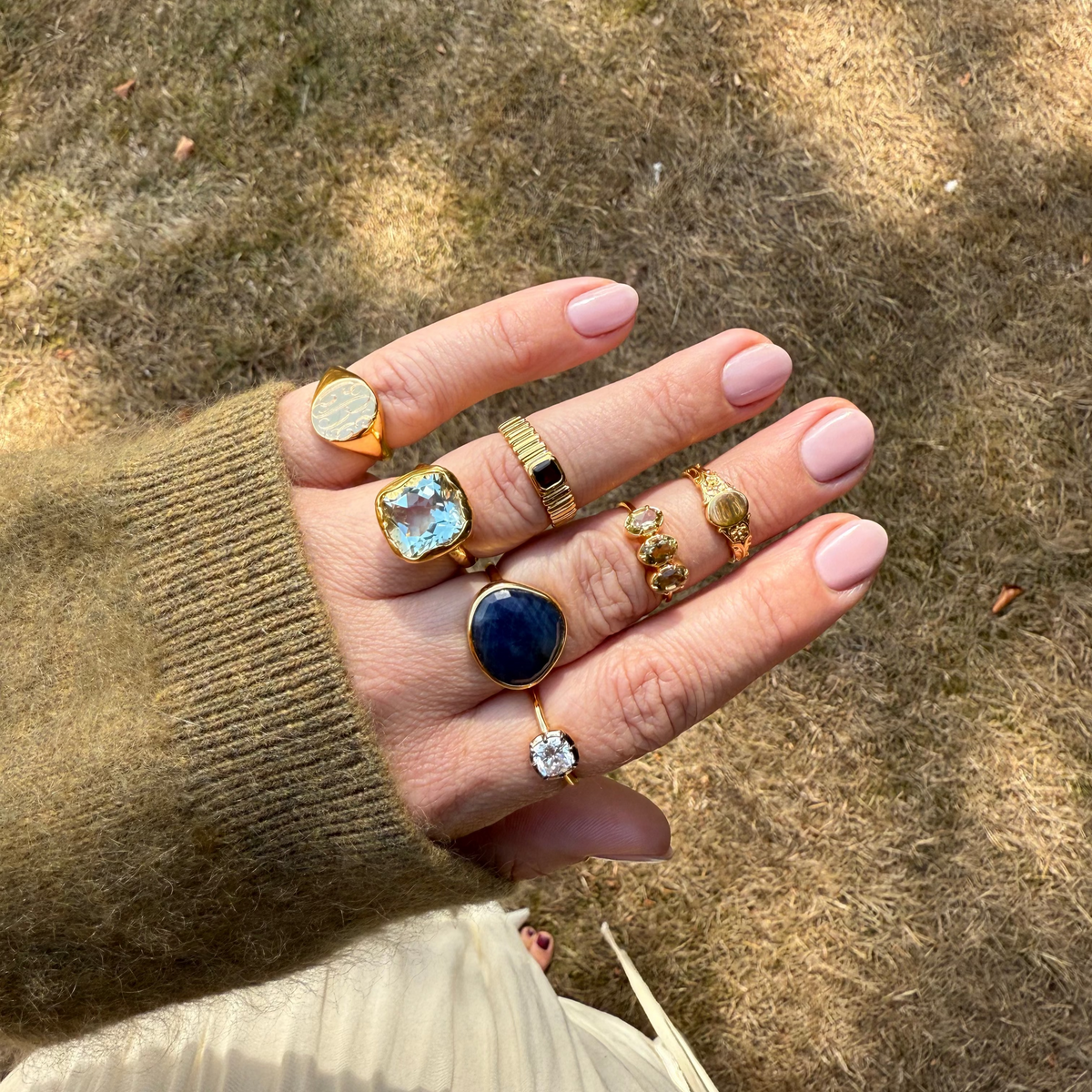 Louise Thompson Chapters Heirloom Signet Ring